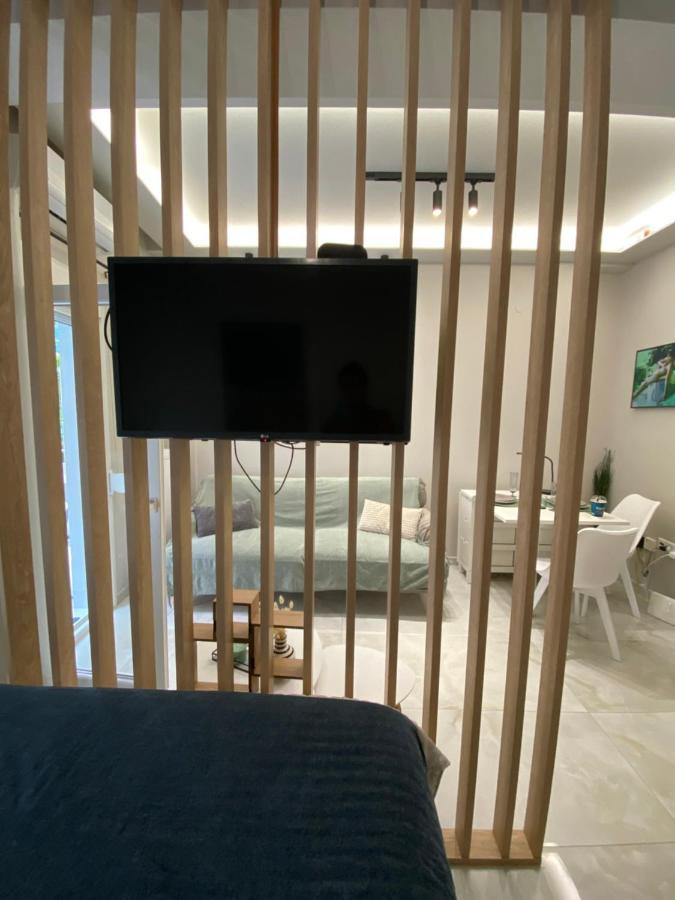 Victoria Apartment Thessaloniki Buitenkant foto